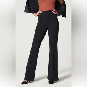 New SPANX The Perfect Pant Hi-Rise Flare Pants Black NWT Women’s Size 1X Petite